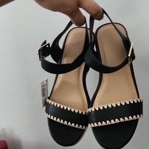 Torrid Black and Cream Women's Sandals